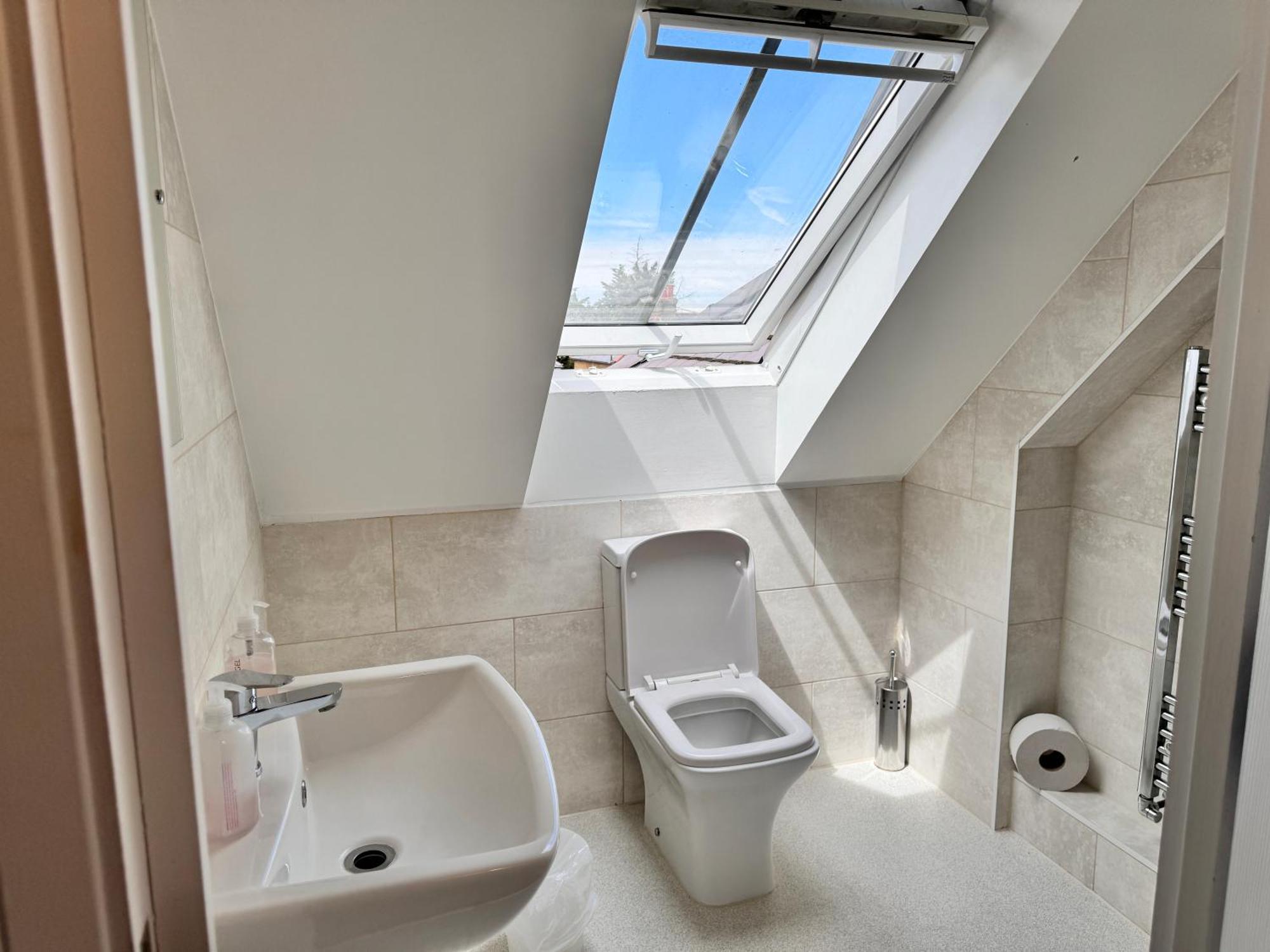 Relaxing Airport Rooms Stanwell Екстериор снимка